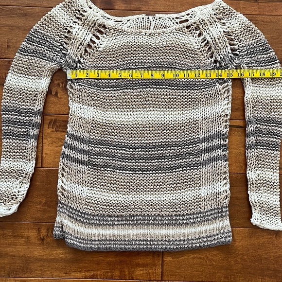 Free People Crochet Sweater XS Top
Long Sleeves BEIGE Ivory GREY
Boho Hippie - Picture 16 of 16